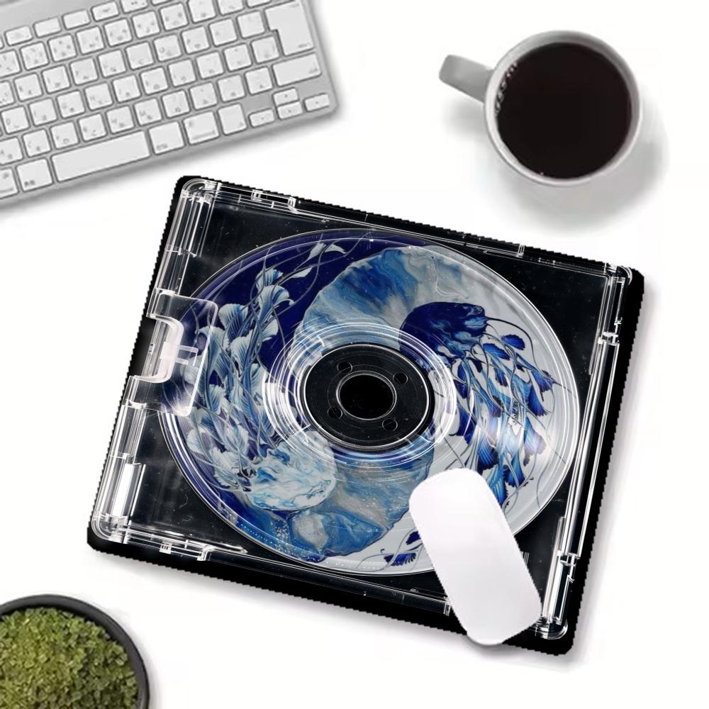 Retro Anime Music Compact Disc - đánh giá và giá Retro Gaming Laptop